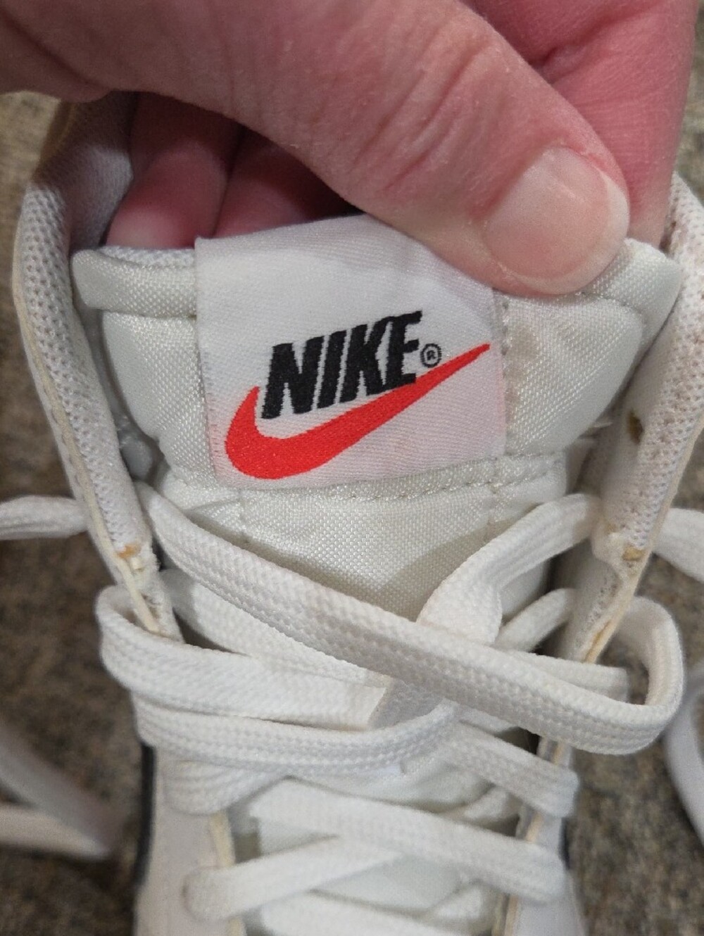Nike Blazer Mid '77 White High-Top Sneakers with Black Swoosh - Picture 2 of 12
